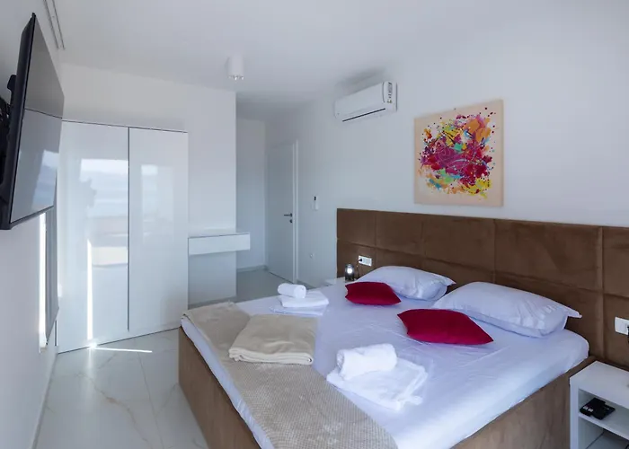 Danny, Komarna, Croatia Komarna